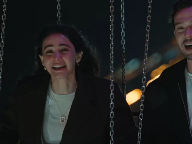 Ekranların Yeni Gözdesi 'Sevdiğim Sensin'de Duygusal Anlar: Aşkın Takı Hali ve Beklenmedik Hediyeler!